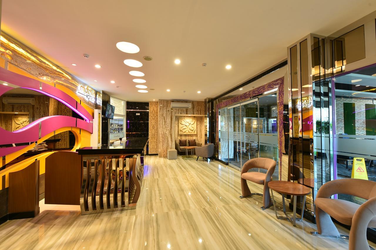 Midtown Xpress Hotel